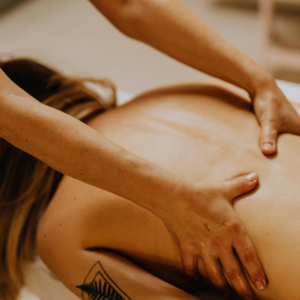 Massage corps Ardèche Vals-les-Bains Aubenas St Privat