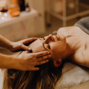 Massage visage Vals-les-Bains Aubenas St Privat